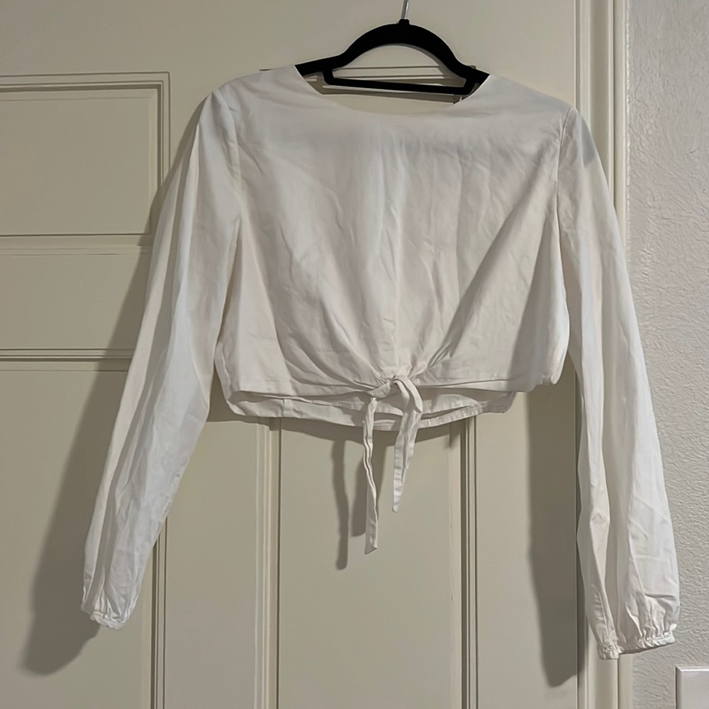 White long sleeve crop top with front tie